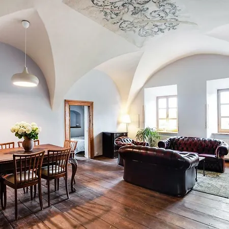 Authentic 2 Bdr In Artistic Old Town Διαμέρισμα