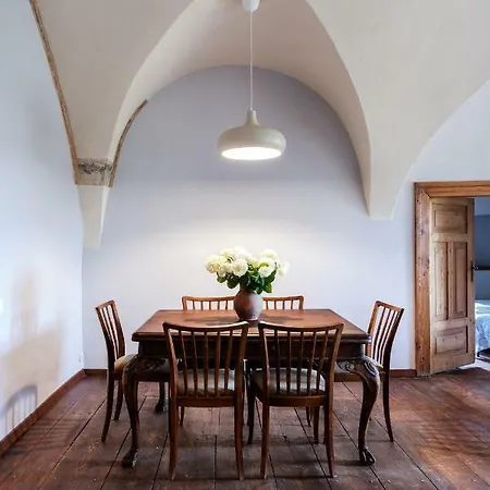 Authentic 2 Bdr In Artistic Old Town Apartamento Vilna